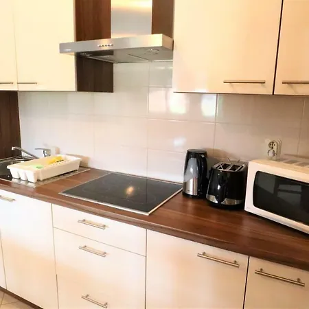 El Vista Apartment *