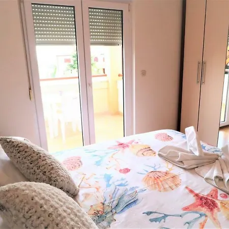 El Vista Apartment *