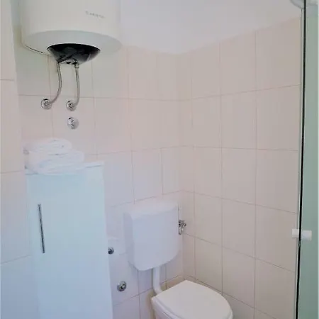 El Vista Apartment
