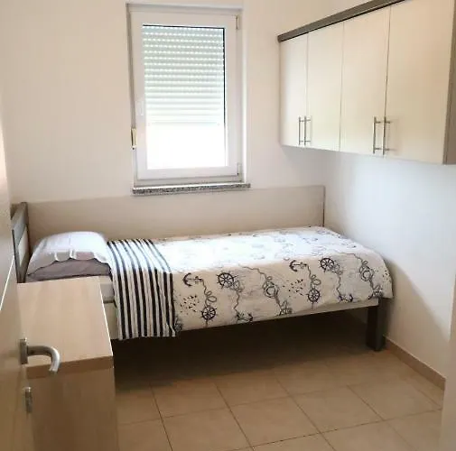 El Vista 아파트 *