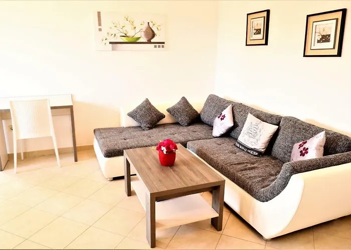 El Vista 아파트 빈쿠란